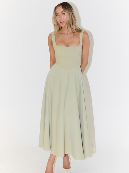 Claudia™ | Vestido de Caída Fluida