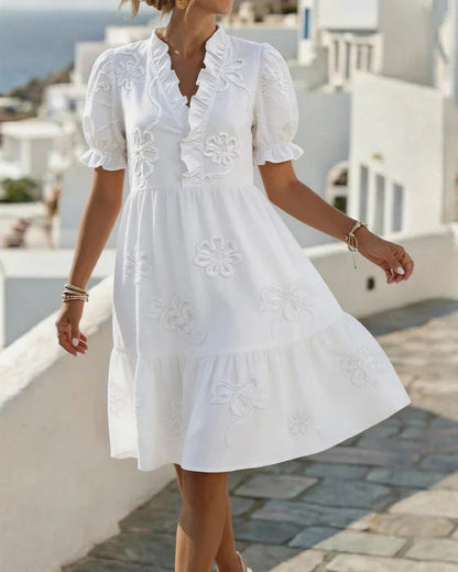 Vestido con mangas cortas y estampado floral