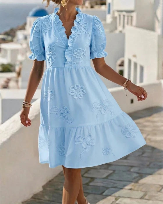 Vestido con mangas cortas y estampado floral