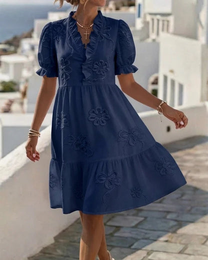 Vestido con mangas cortas y estampado floral