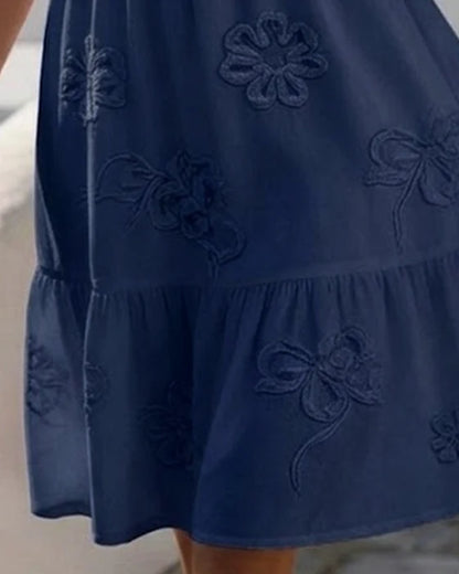 Vestido con mangas cortas y estampado floral