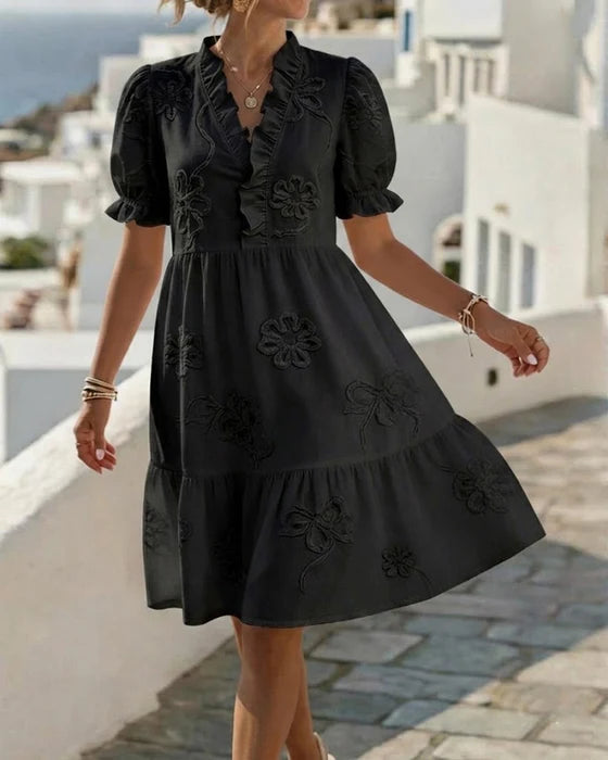 Vestido con mangas cortas y estampado floral