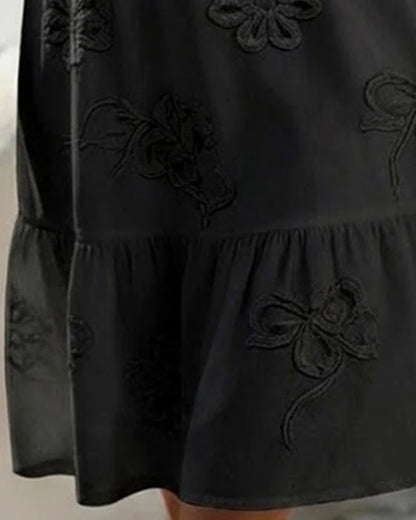 Vestido con mangas cortas y estampado floral