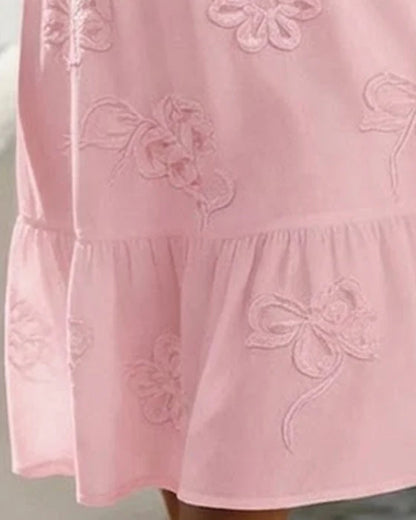 Vestido con mangas cortas y estampado floral