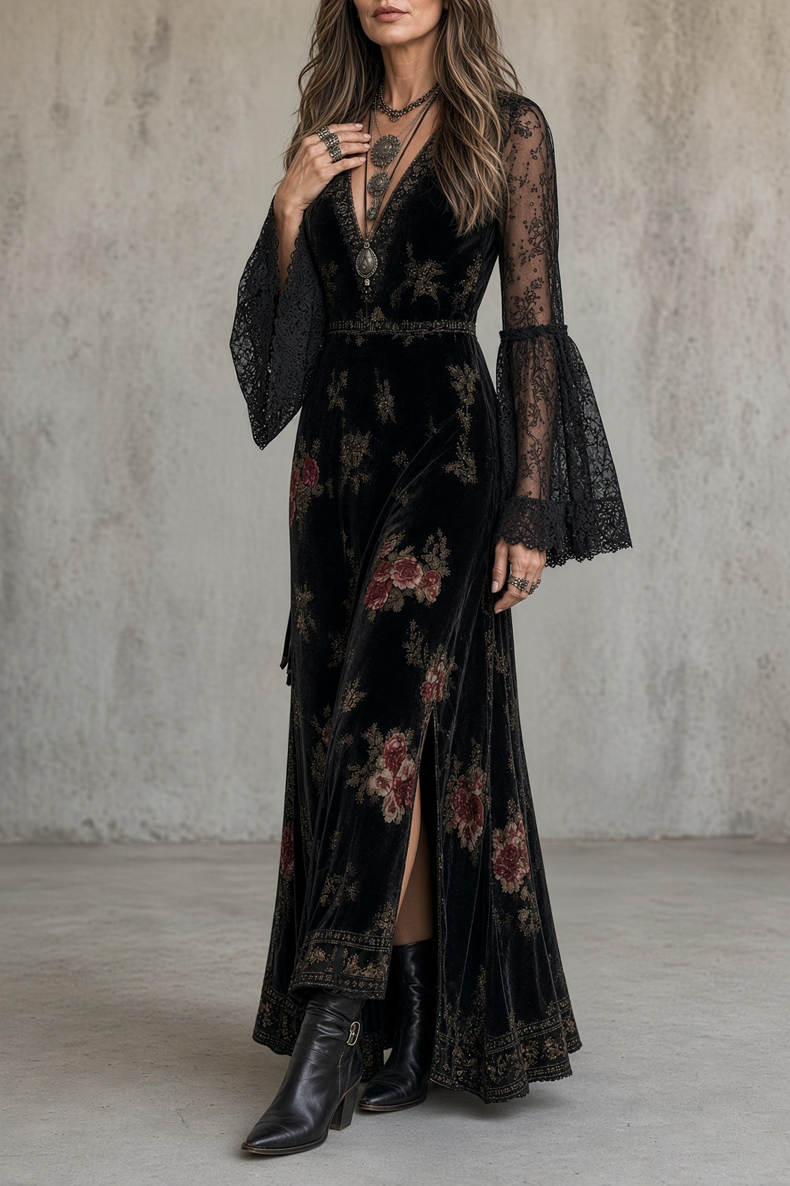 Natalia – Vestido largo de terciopelo floral con mangas de encaje